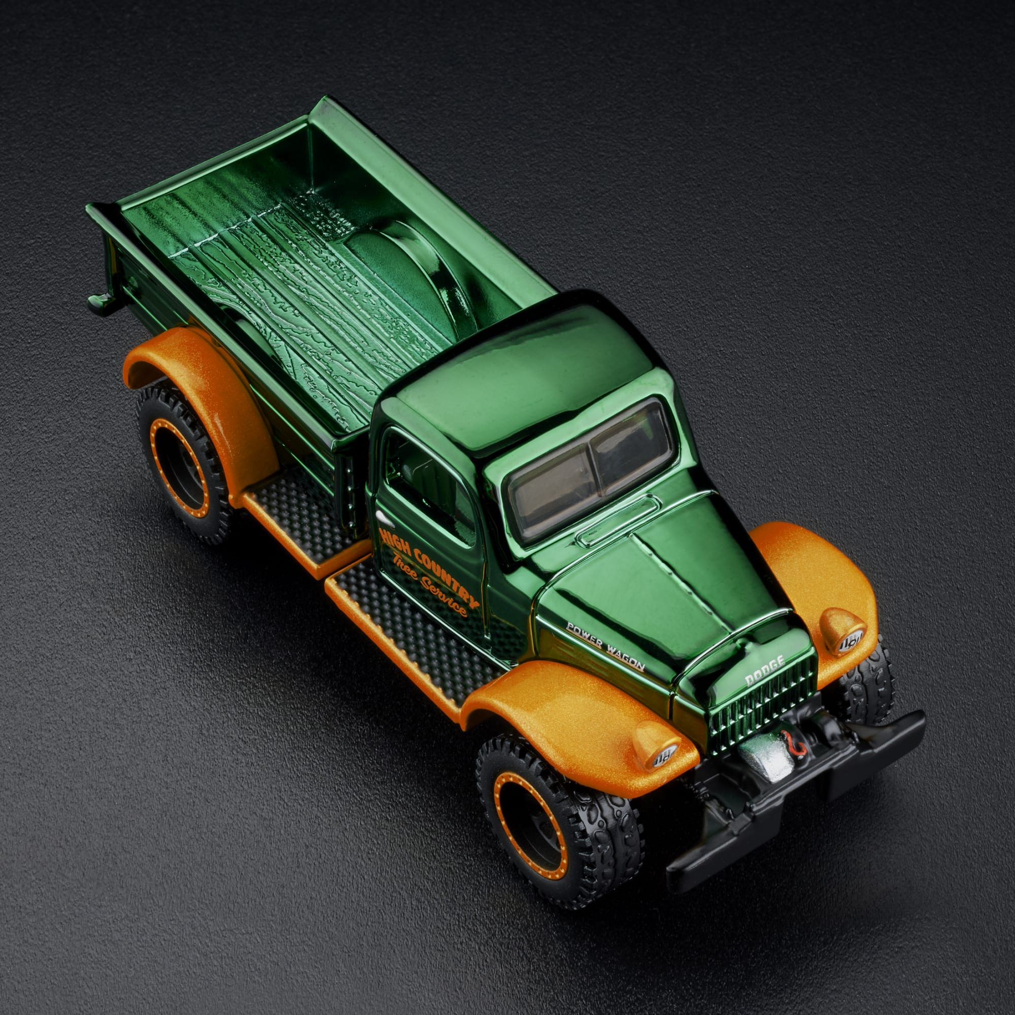 Hot Wheels RLC Exclusive Holiday 1952 Dodge Power-Wagon - Image 13