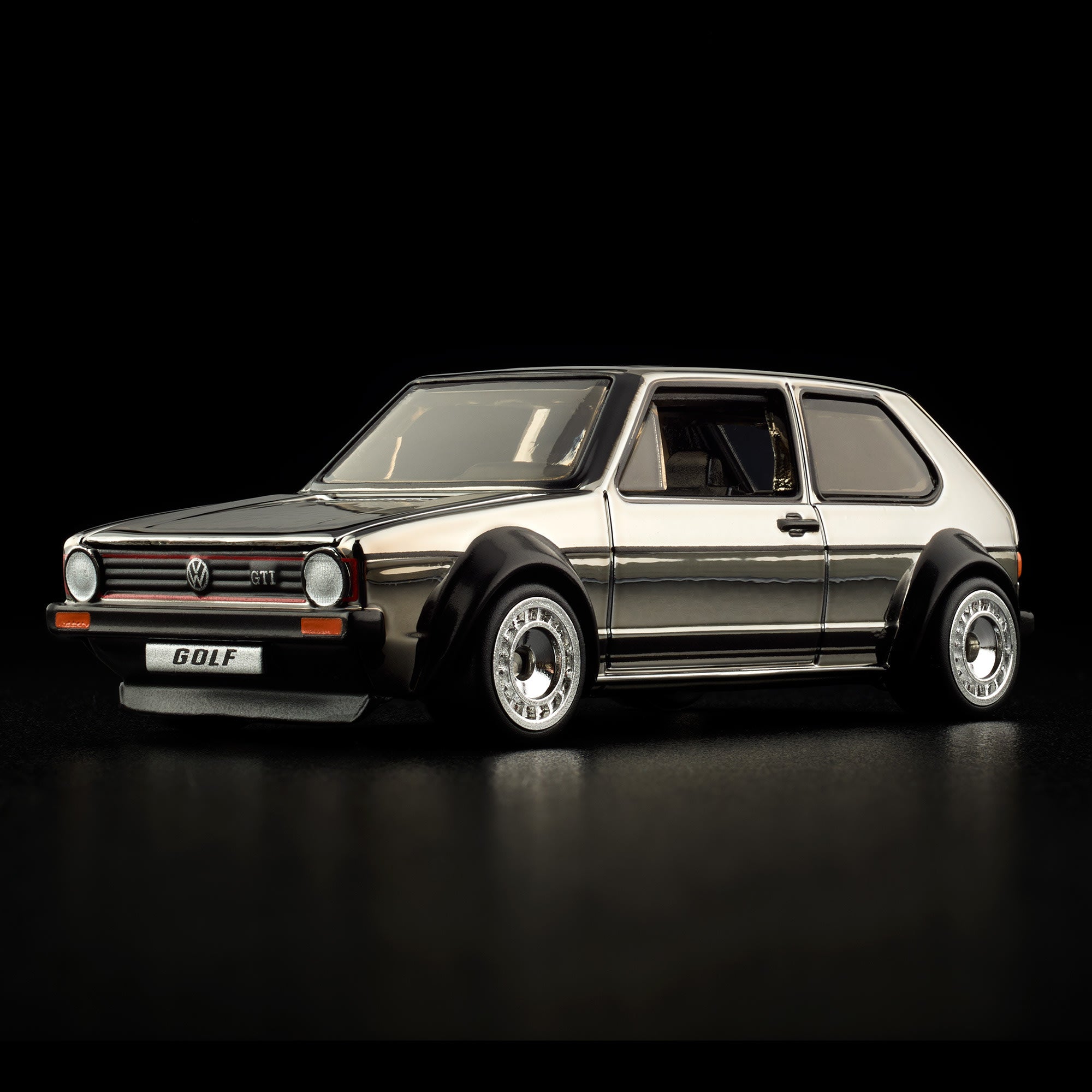 Hot Wheels RLC Exclusive 1976 Volkswagen Golf Mk1 GTI - Image 17