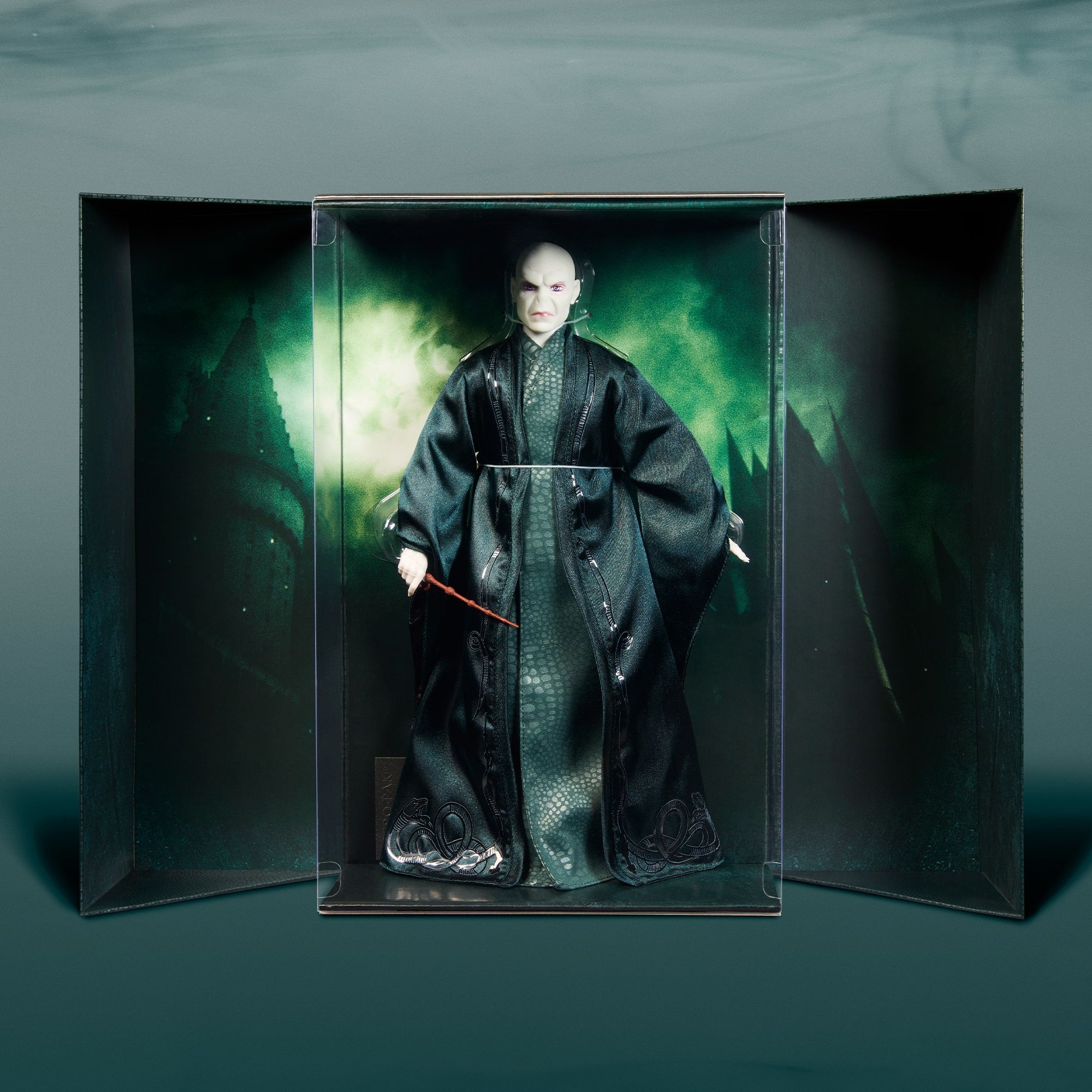 Harry Potter Design Collection – Lord Voldemort Doll - Image 6