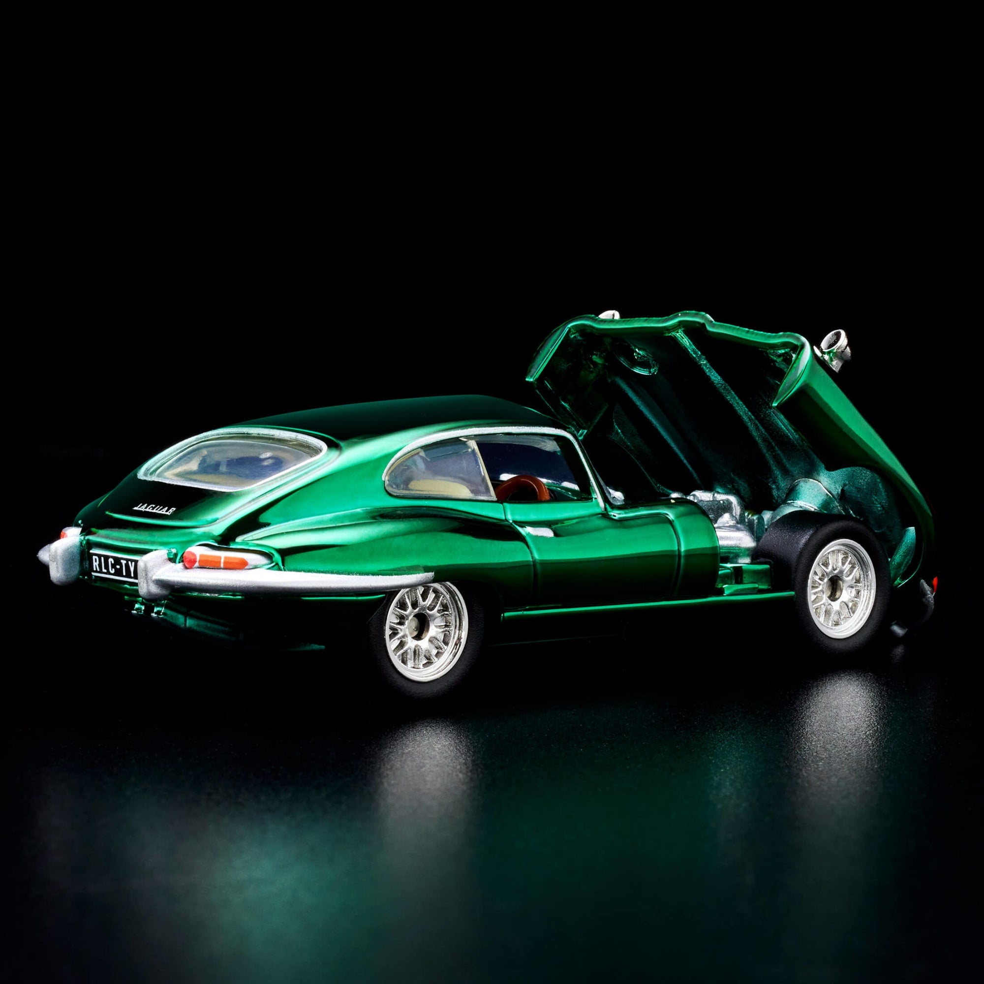 Hot Wheels RLC Exclusive 1964 Jaguar E-Type - Image 3