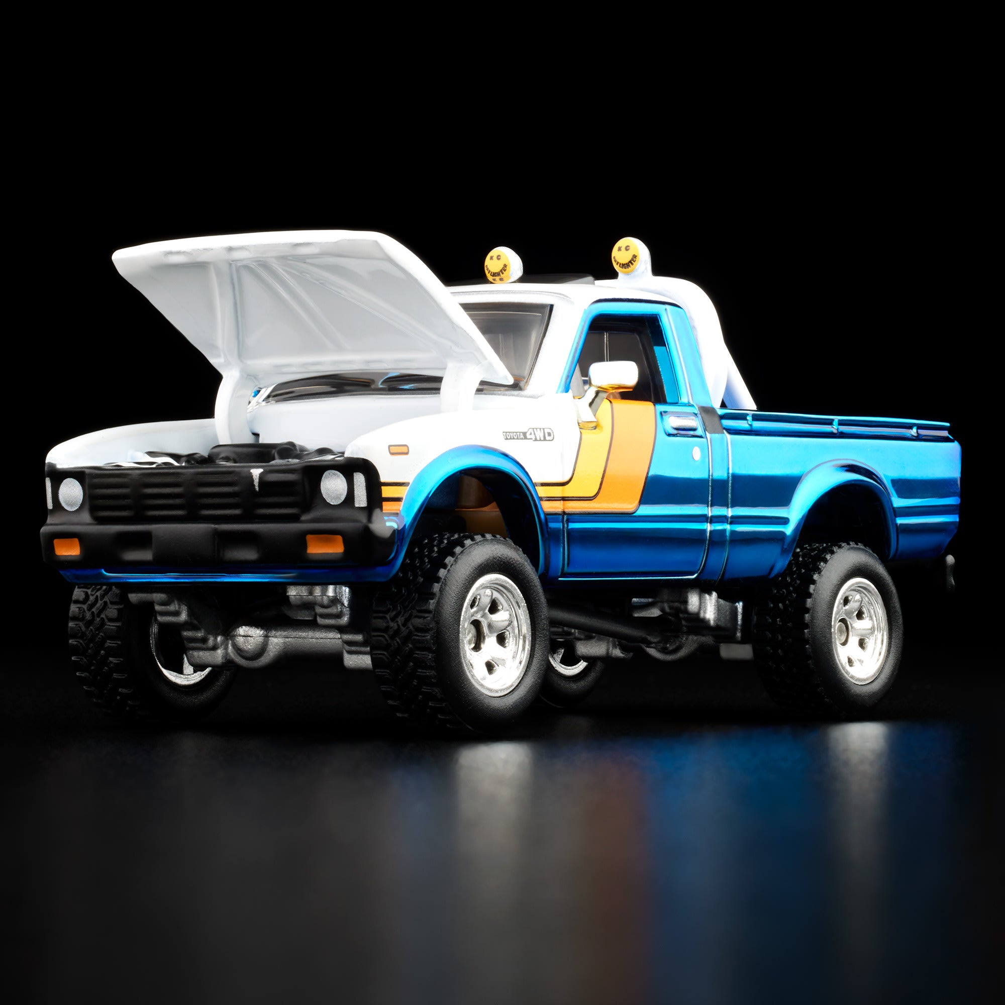 Hot Wheels RLC Exclusive '81 Toyota SR5 4WD - Image 2