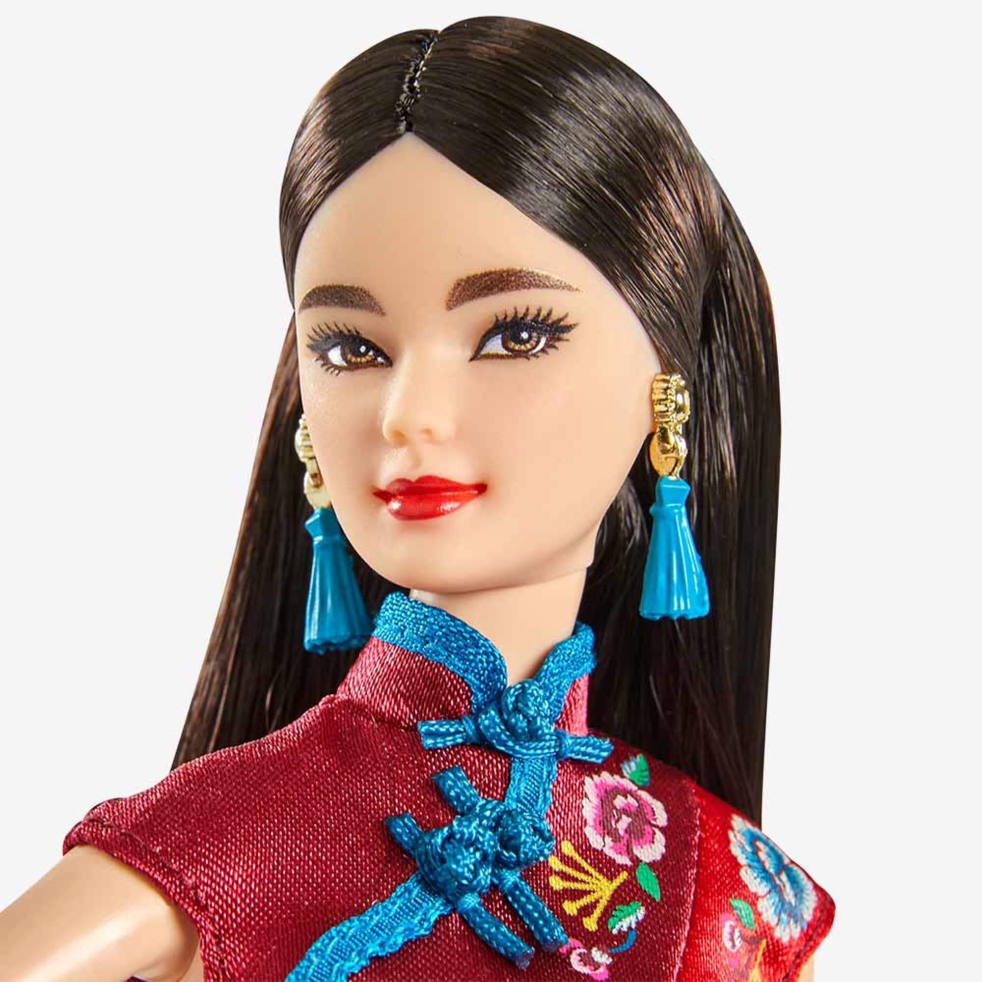 Barbie Lunar New Year Doll - Image 3