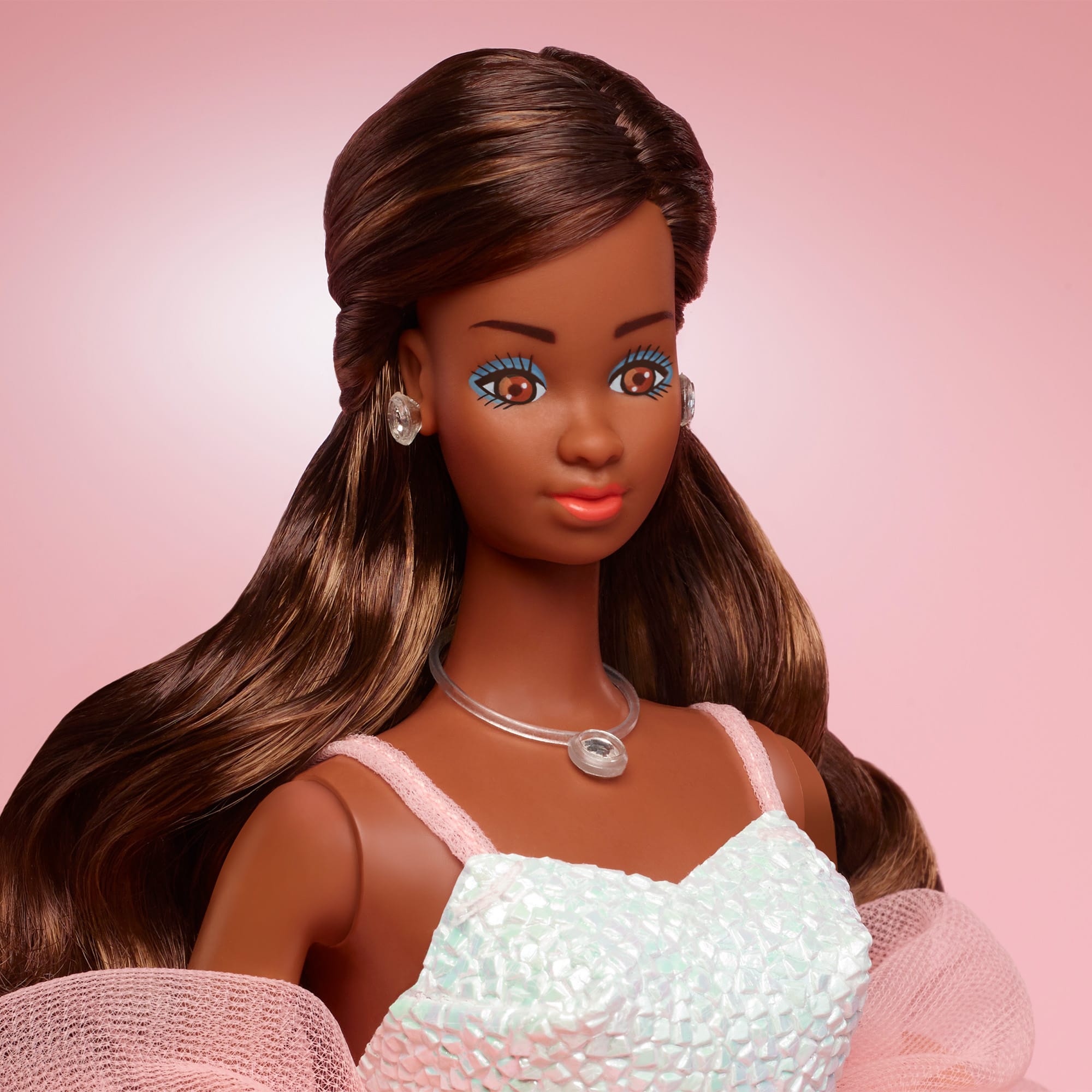 Peaches 'n Cream Barbie Doll. Brown Hair - Image 3