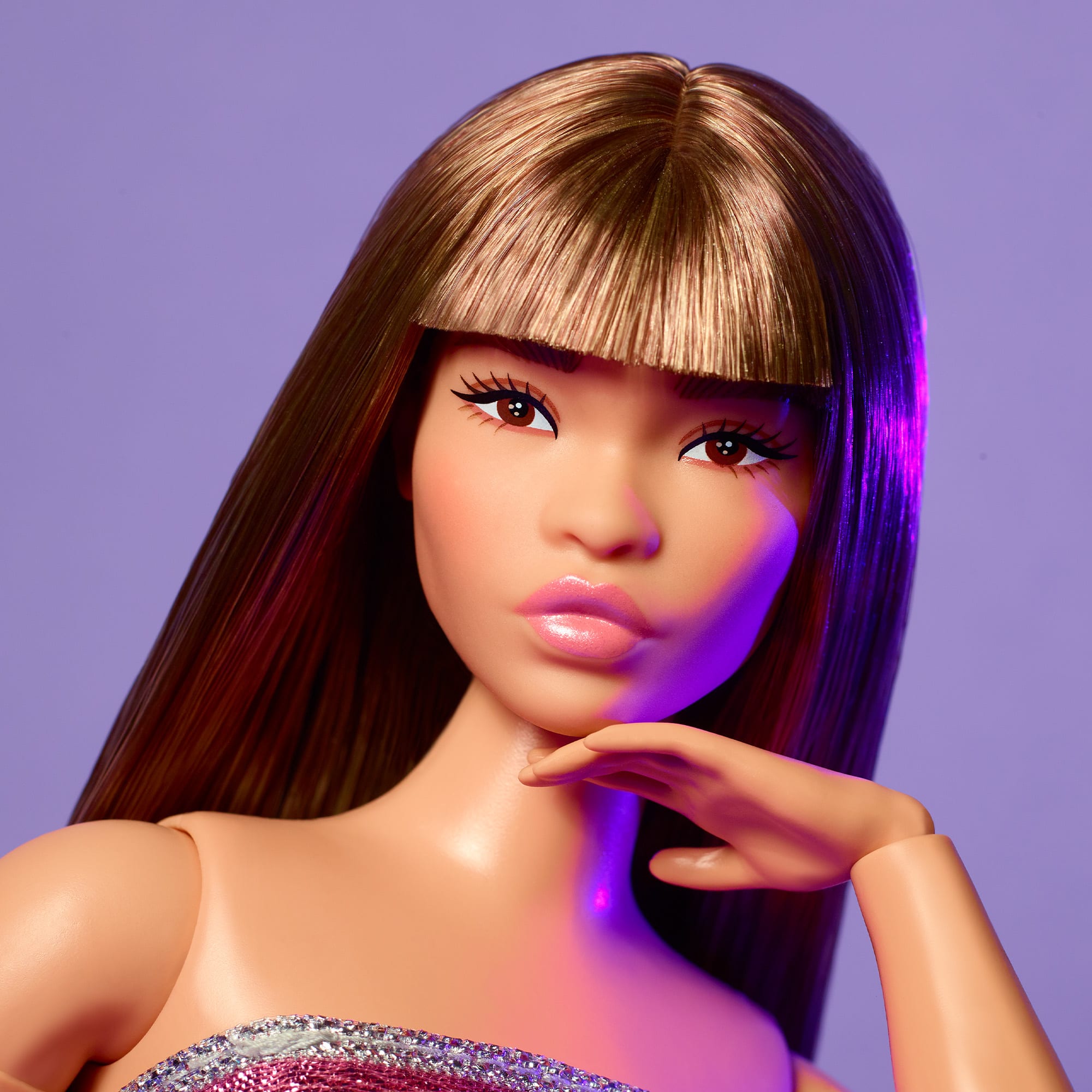 Barbie Looks Doll #24 (Curvy. Long Brown Hair) - Image 6
