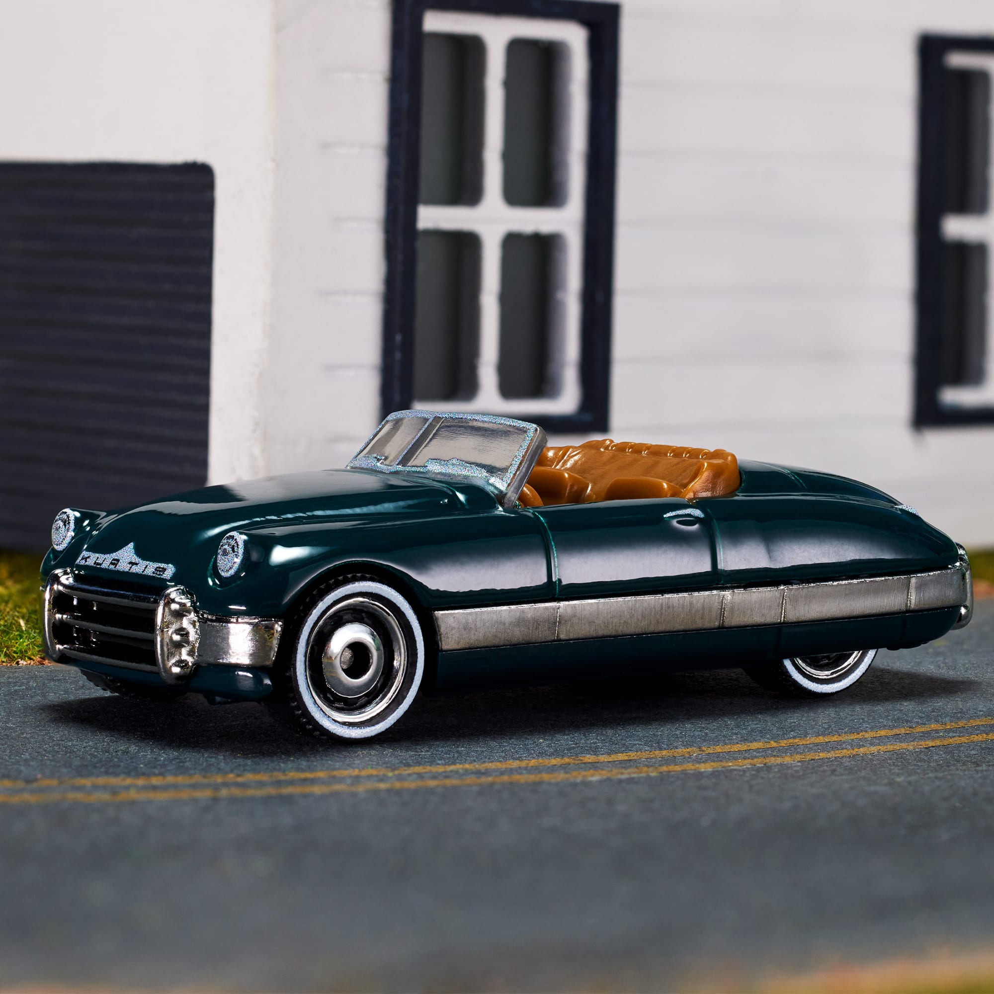Matchbox x MotorTrend 1949 Kurtis Sport Car - Image 2