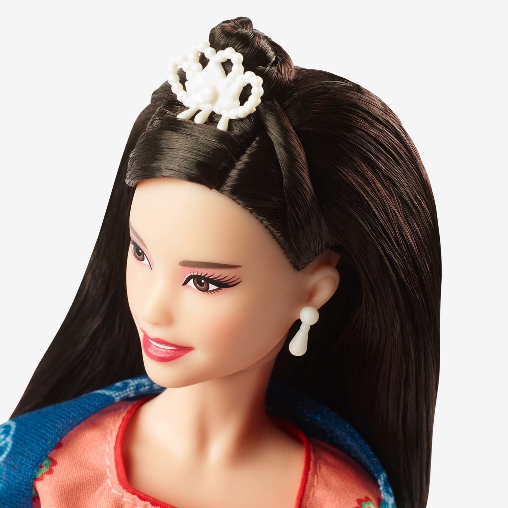 2023 Barbie Lunar New Year Doll - Image 6