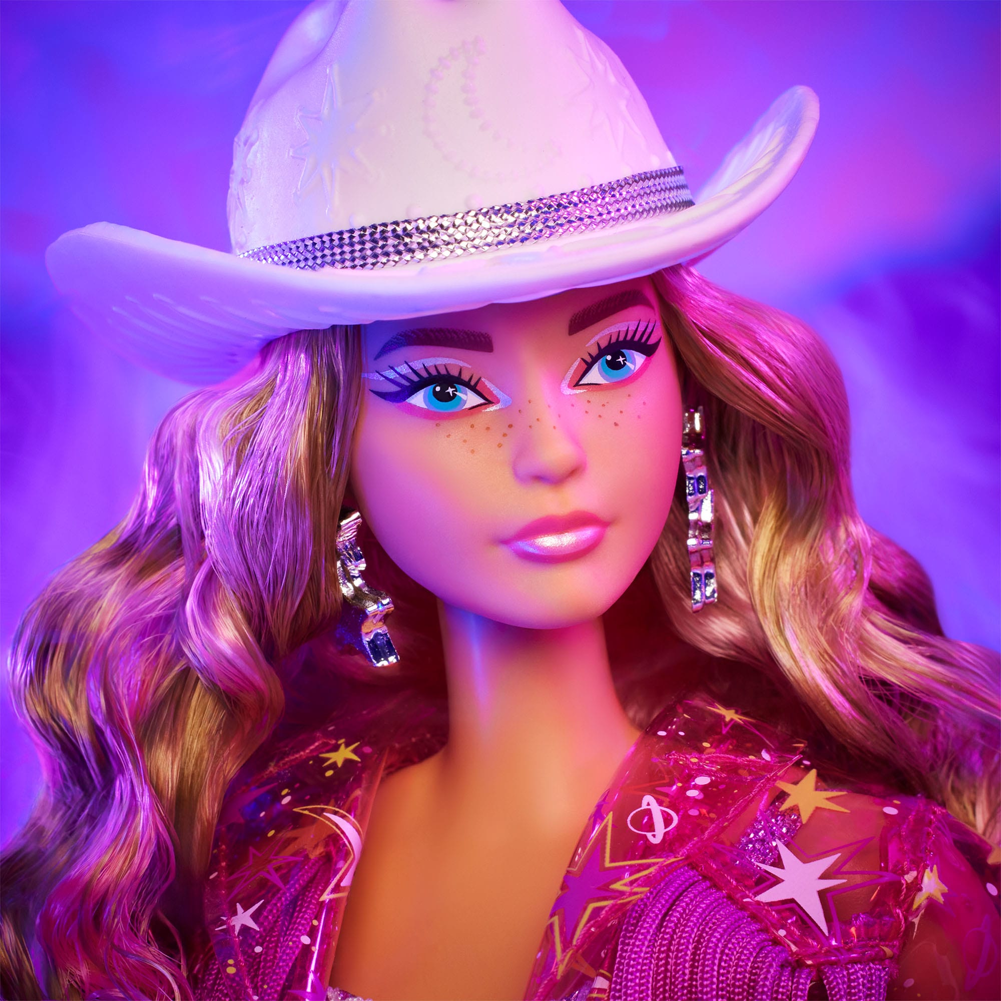 Barbie Fashion Frontier Doll - Image 8