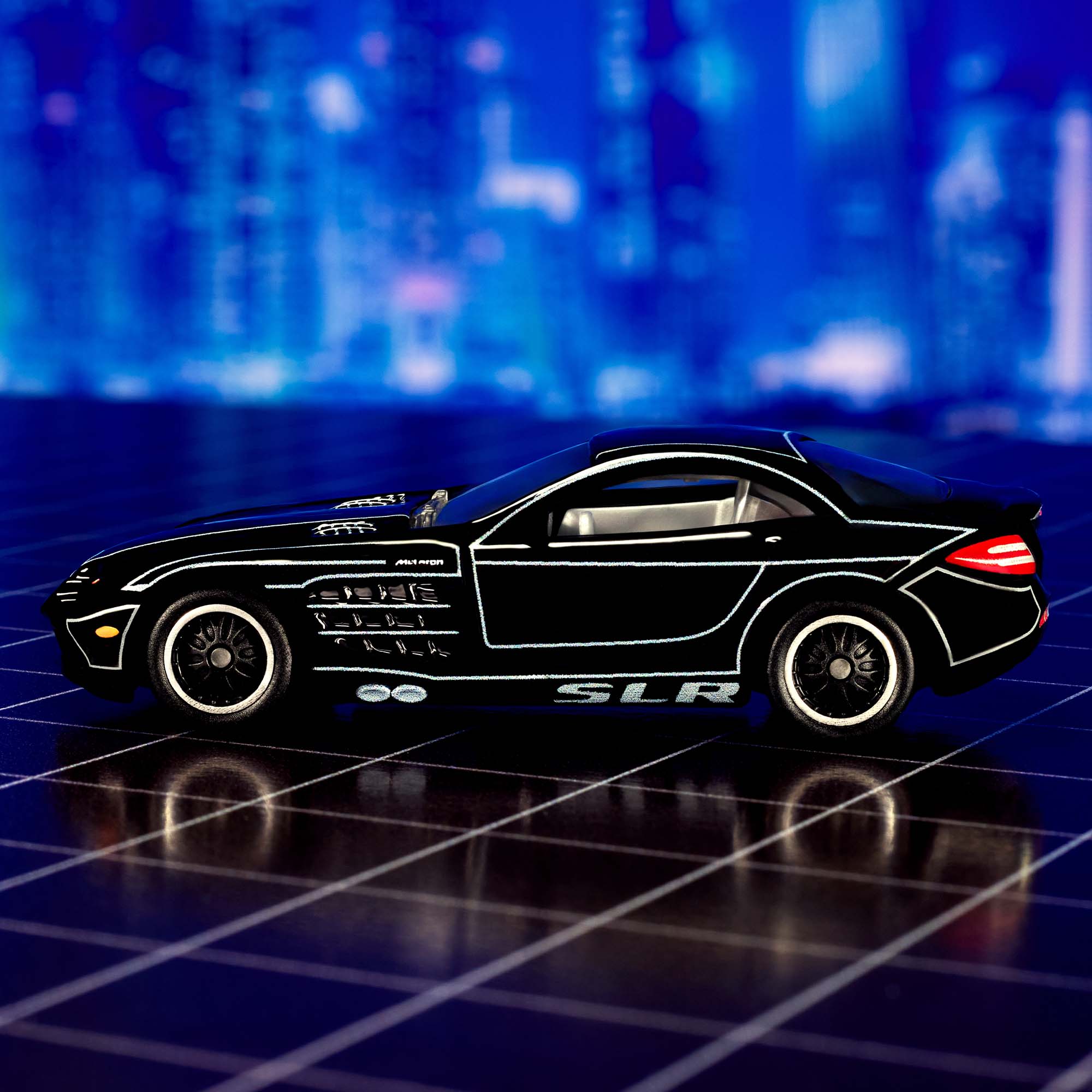 Matchbox Collectors Mercedes-Benz SLR McLaren - Image 4