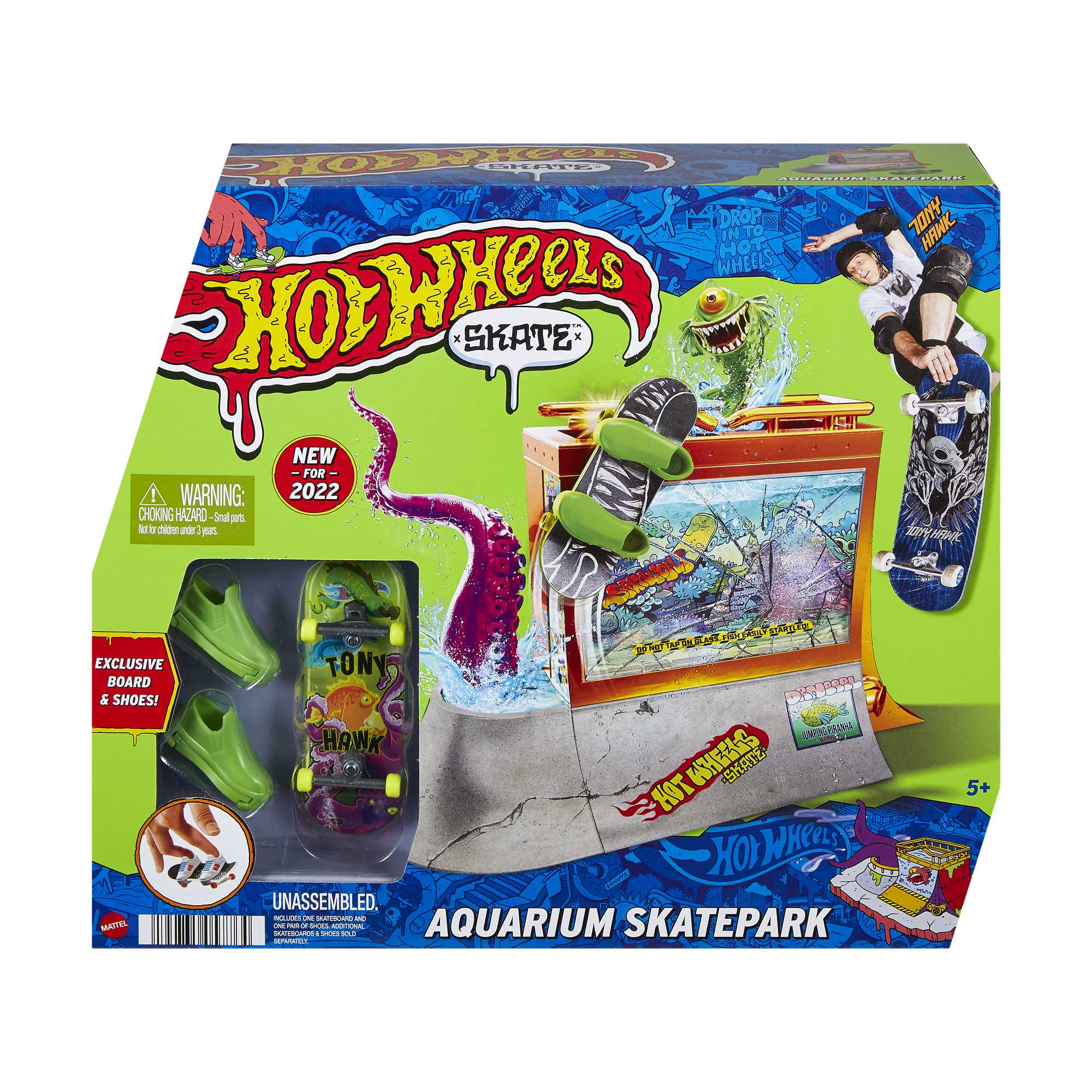 Hot Wheels Skate Aquarium Skatepark Set With Tony Hawk Fingerboard & Skate Shoes - Image 6