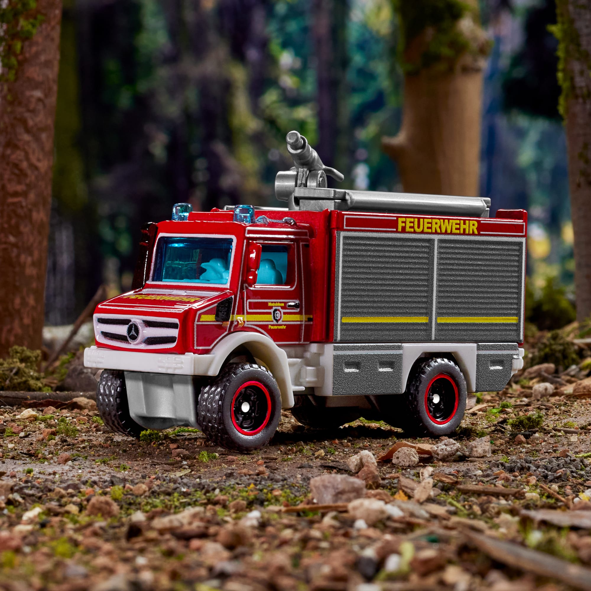 Matchbox Collectors Mercedes-Benz Unimog Fire Truck - Image 3