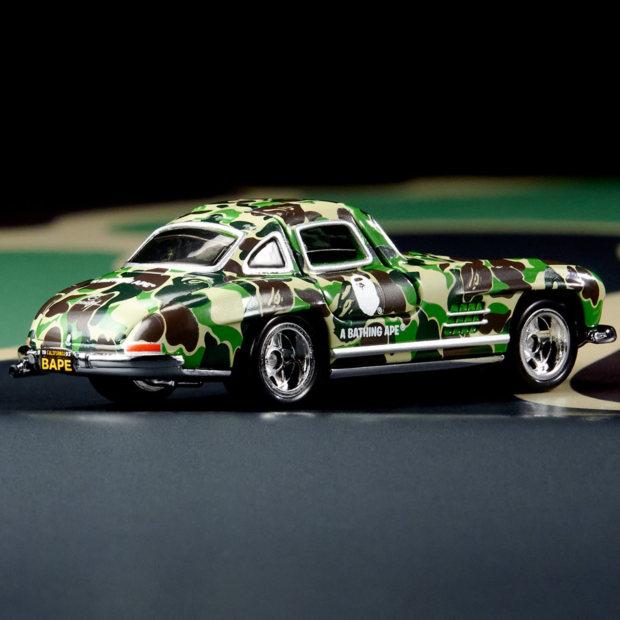 BAPE Hot Wheels 1955 Mercedes-Benz 300 SL - Image 4
