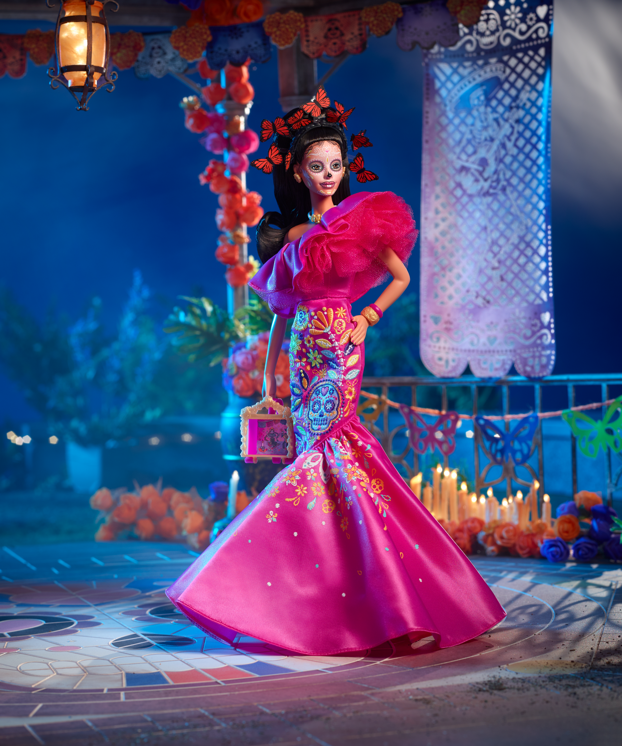Barbie-Poupée Día de Muertos 2023 Avec Robe Rose à Volants - Image 3