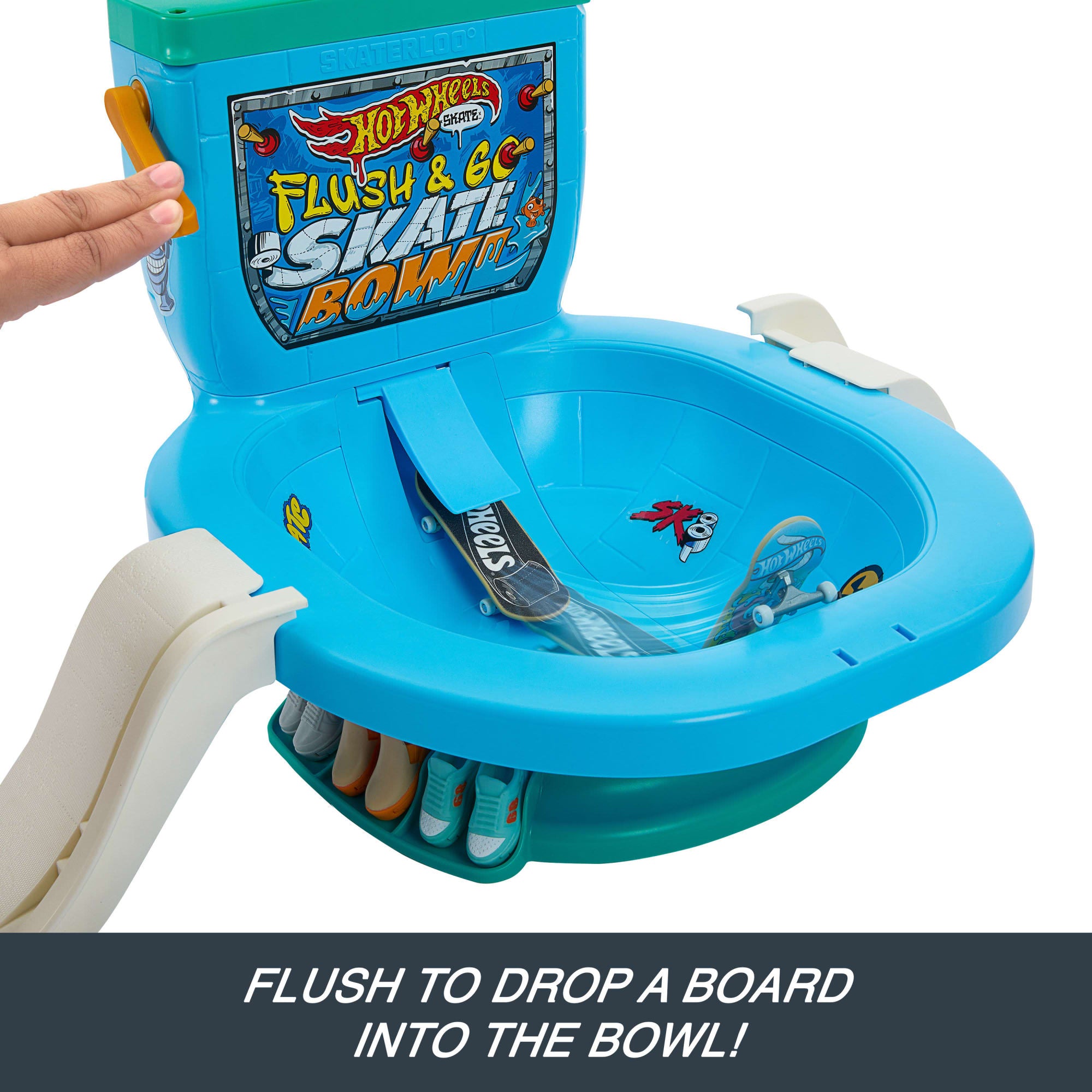 Hot Wheels Skate Flush & Go Skate Bowl Fingerboard Set With 1 Exclusive Board & Pair Of Removable Skate Shoes - Image 4