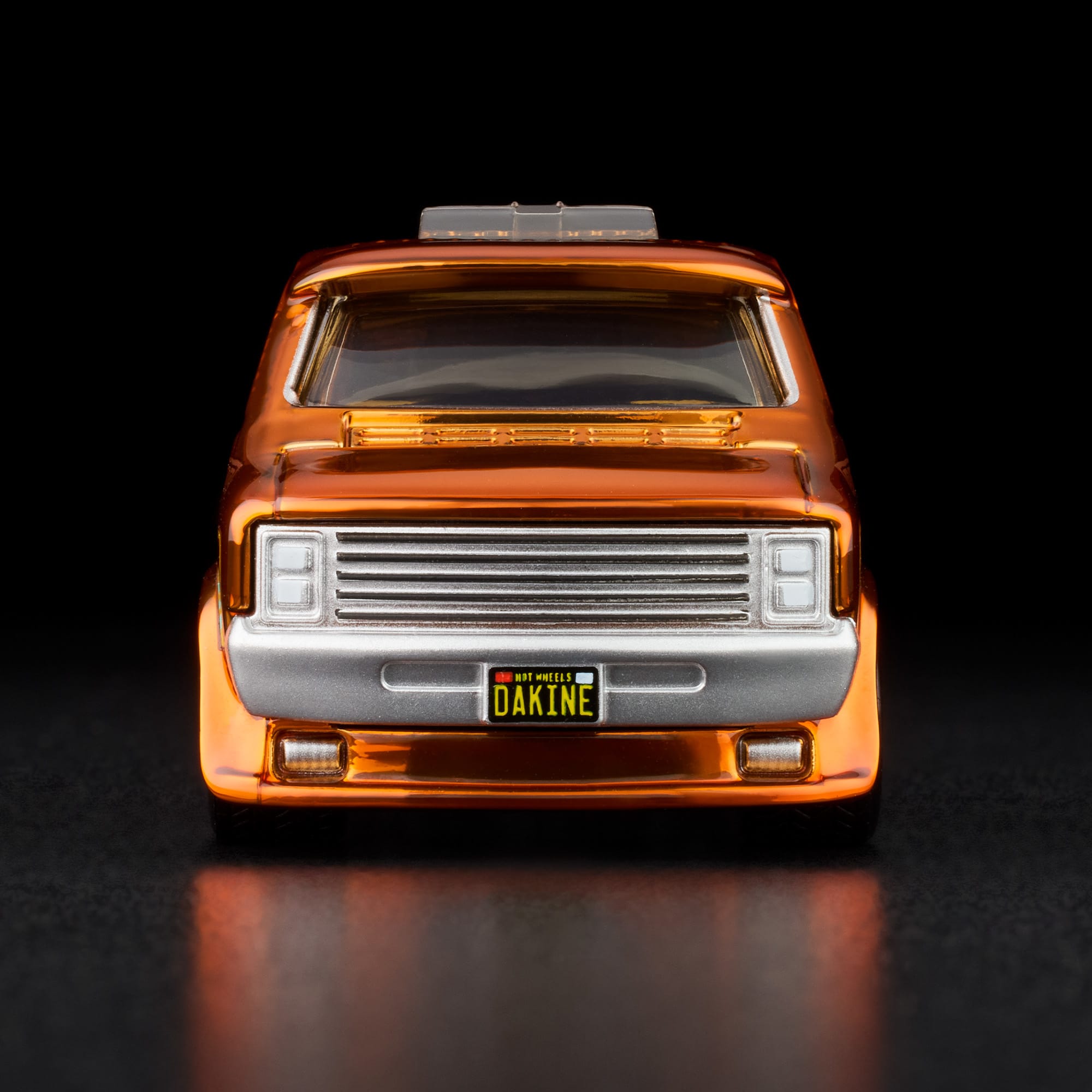 Hot Wheels RLC Exclusive '70s Dodge Tradesman Van - Image 9