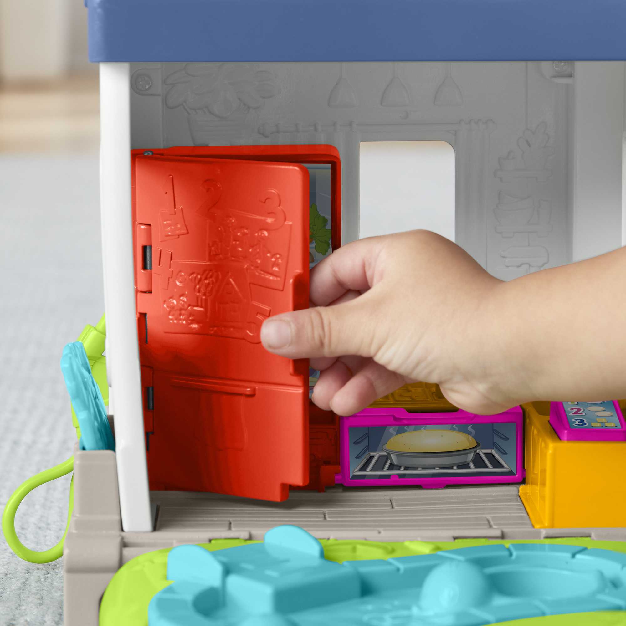 Little People Friends Together Play House Version Anglaise et Française - Image 4