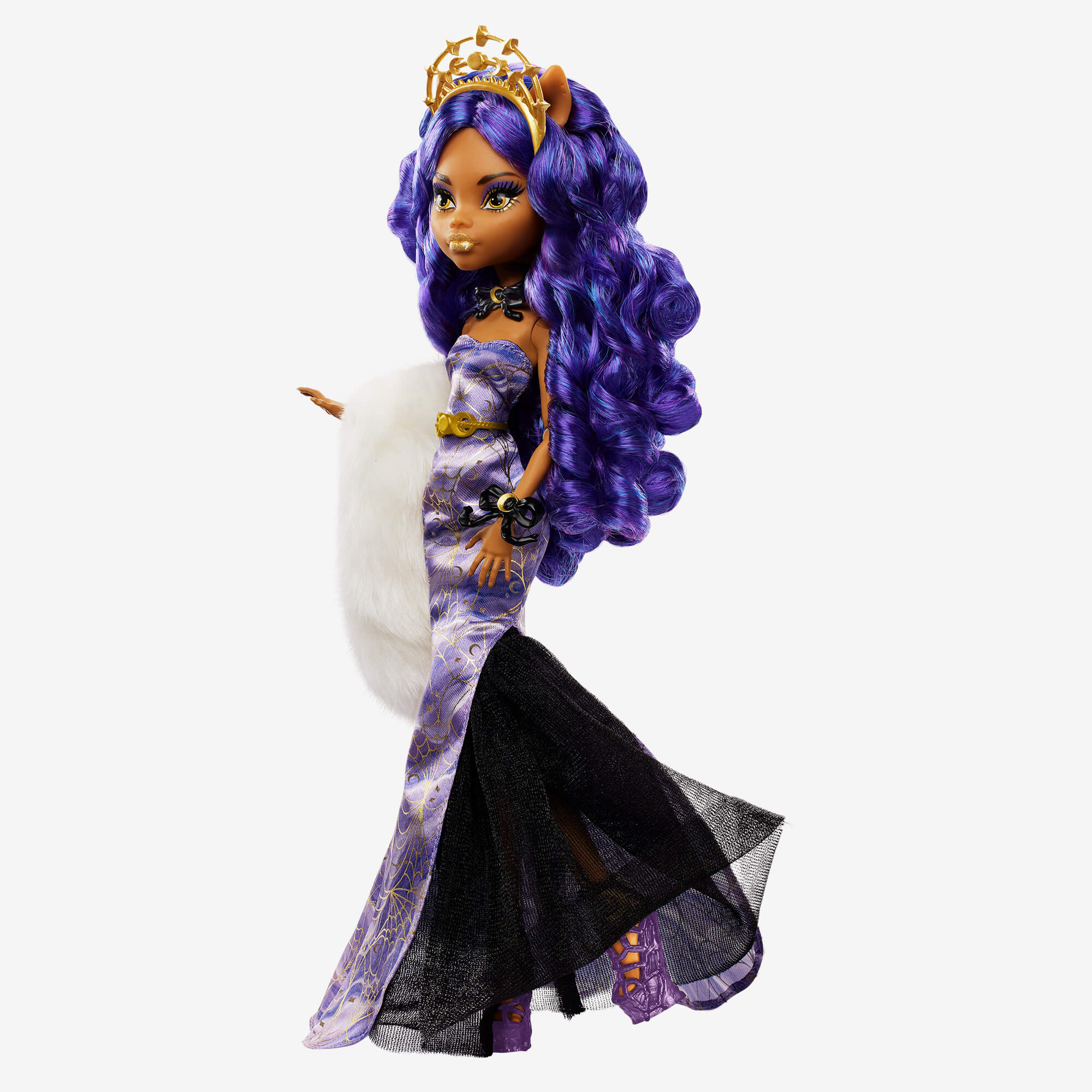 Monster High Howliday Winter Edition Clawdeen Wolf Doll - Image 2